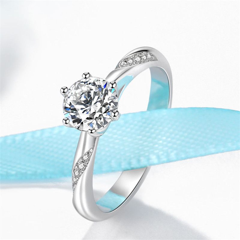 JZ363 Weiß Gold Moissanite Herzen Acht Pfeile Frauen Ein Karat Einfache Sechs-Prong Hochzeit Diamant Ring_voghion.com