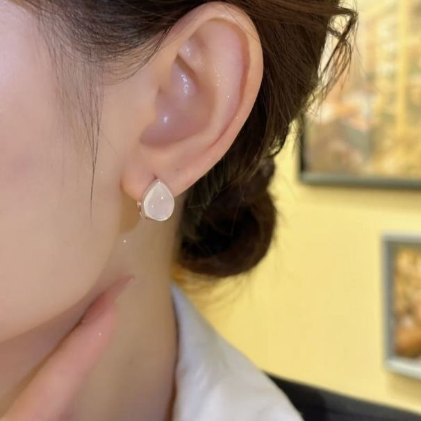 Design minimalista Ins Style Argento Double Sided Water Drop Ear Buckle 2024 Nuovi orecchini di lusso piccoli e medi e_voghion.com