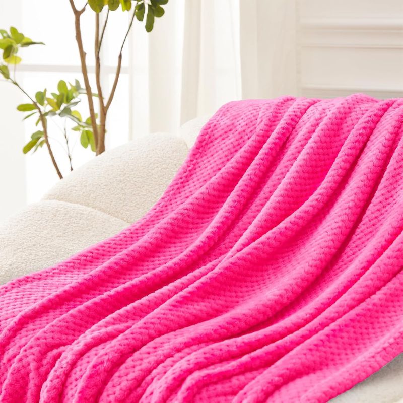 Soft Blanket Sofa Blanket Fluffy Plush Blanket Bed Blanket Comfortable Solid Christmas Blanket Decorative Gift Blanket Pet Blanket_voghion.com