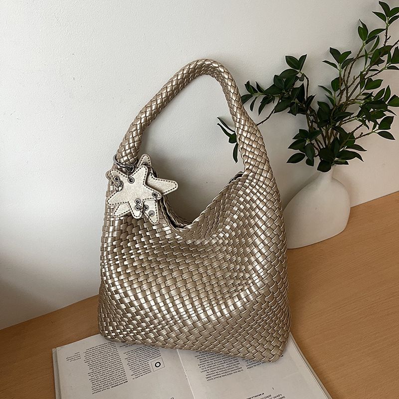 Commuting Large Capacity Woven For Women 2025 New High-end Shoulder Fashion Handbag Tote Bucket Bag_voghion.com