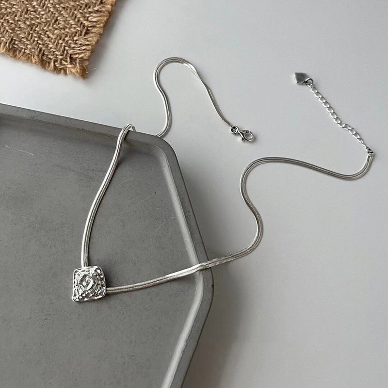 Sterling VENUS Geometry Tekutý lávový náhrdelník pro ženy Dívka Snake Bone Řetízek Textura Jednoduché Cool šperky_voghion.com