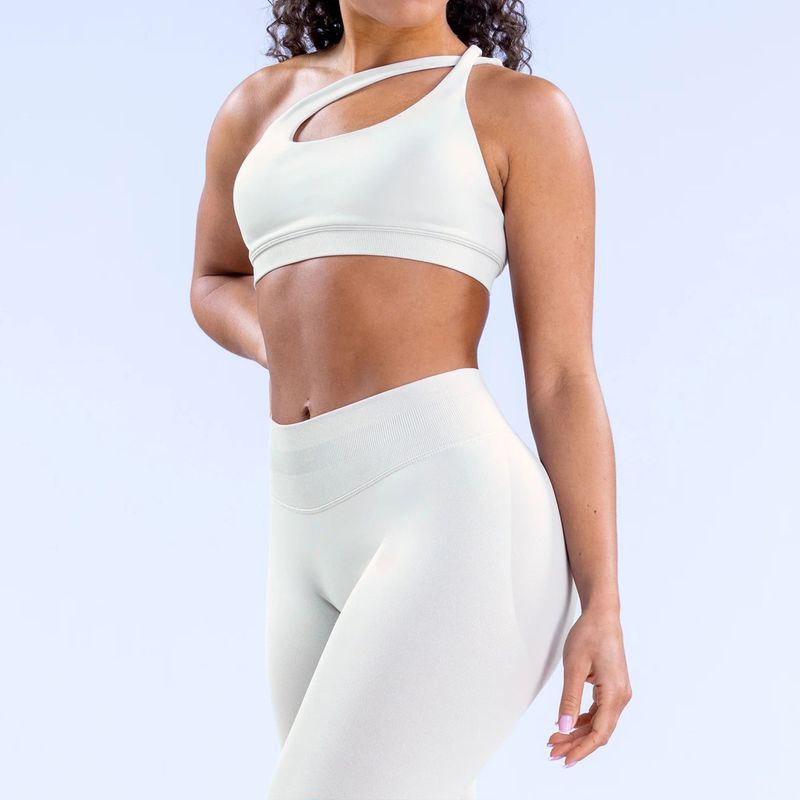 Damenbekleidung Nahtloser hochelastischer Sport-BH aus mattem Nylon mit schrägen Schultern und rückenfreiem Sport-BH, Yoga-BH_voghion.com