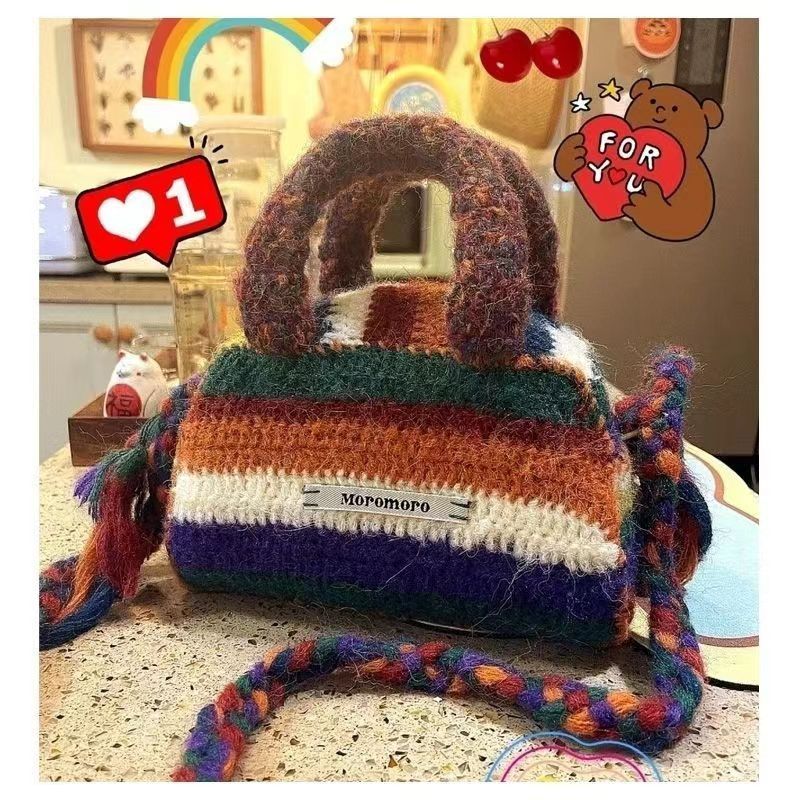 Borsa a tracolla versatile retrò autunno e inverno 2022 borsa a mano cilindrica con gancio a mano borsa a tracolla in lana arcobaleno_voghion.com