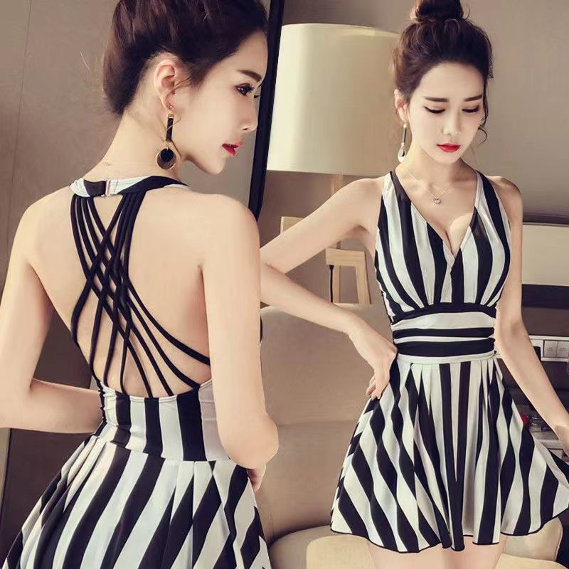 Women's 2023 New Fashion One Piece Covering Belly, Slim and Sexy, Conservative South Korean INS Large Slim Fit_voghion.com