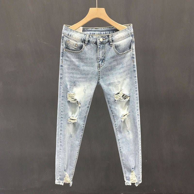 Herrenbekleidung Zerrissene Jeans Herren dünne Mode 2024 Sommerstil Bettler schlanke helle Farbe Neun-Punkt-Röhrenhose_voghion.com