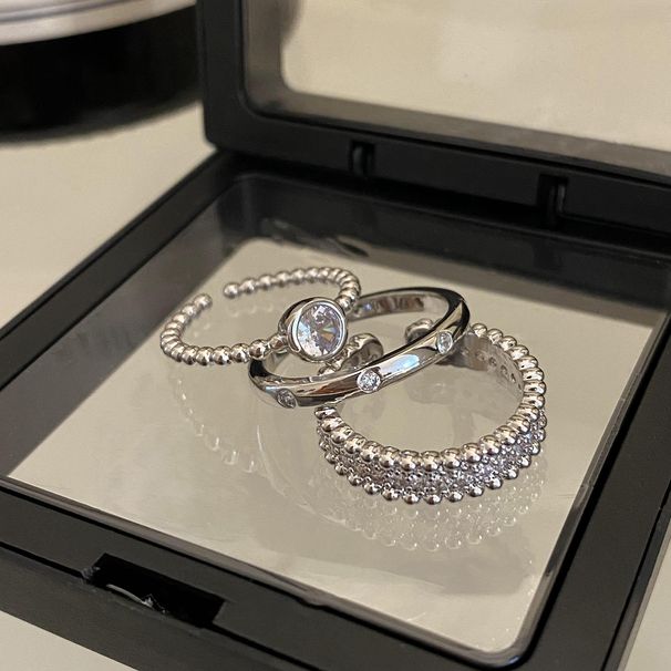 2023 nuovo design di nicchia di lusso leggero con strass impilabile anello temperamento moda personalità anello indice_voghion.com