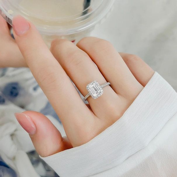 New Creative Mosang Stone Square Wedding Diamond with Adjustable Opening for Women's Ring_voghion.com