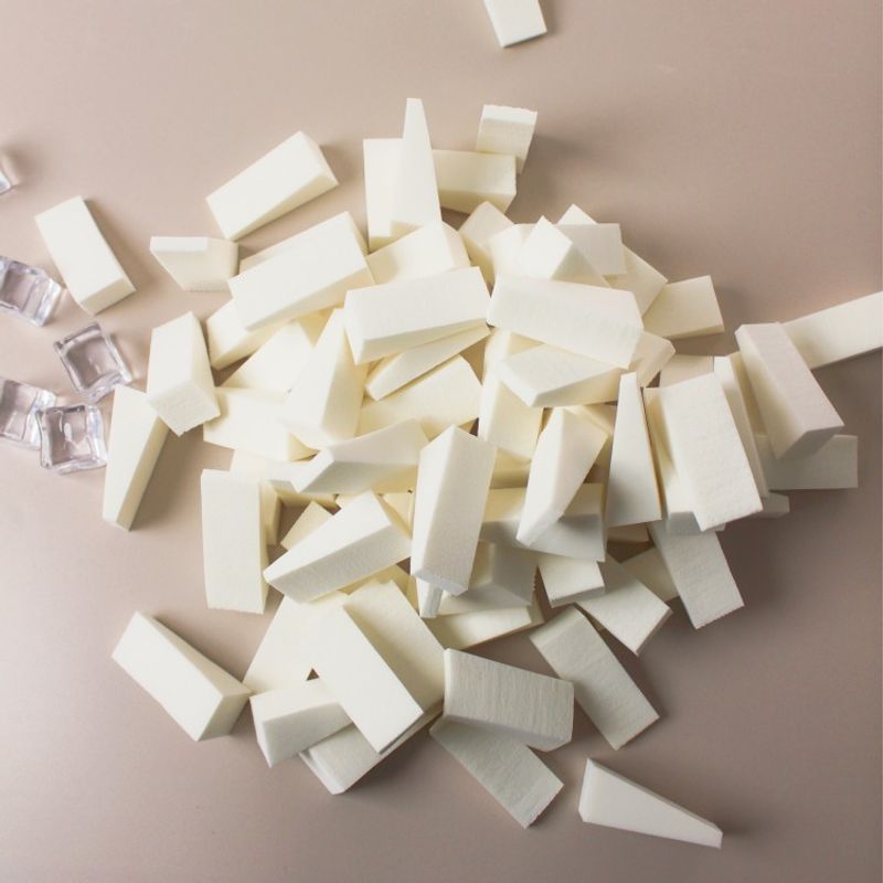 Dreieckiger Latex-Puderquaste, ultraweicher Make-up-Block, Nail Art, trocken und nass, doppelt verwendbar, Studio, kleiner trapezförmiger Schönheitsschwamm_voghion.com