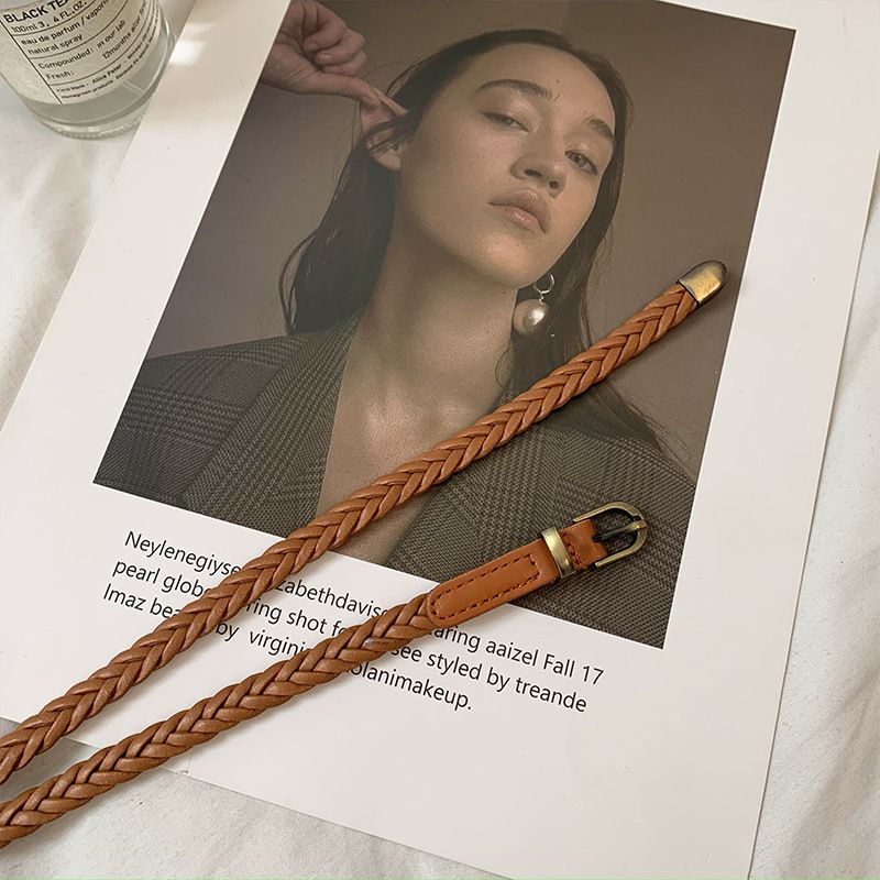 Koreaanse versie van het geweven damesjasje, getailleerde binnenkant, eenvoudige, decoratieve kleine riem, fijne stijl_voghion.com