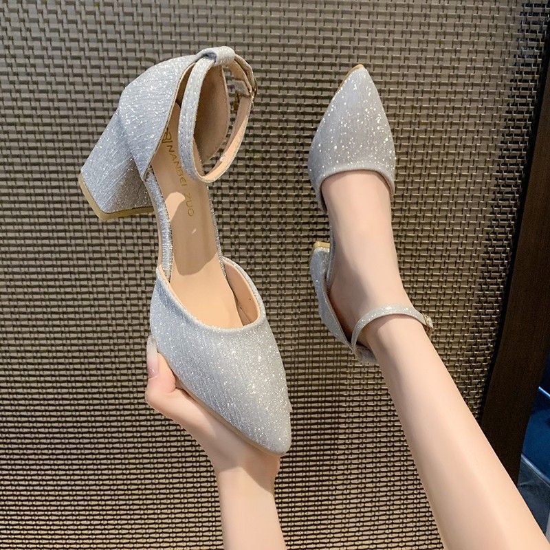 Girls pointed high heels one-word buckle women's shoes thick heel new versatile shallow mouth hollow single shoes_voghion.com