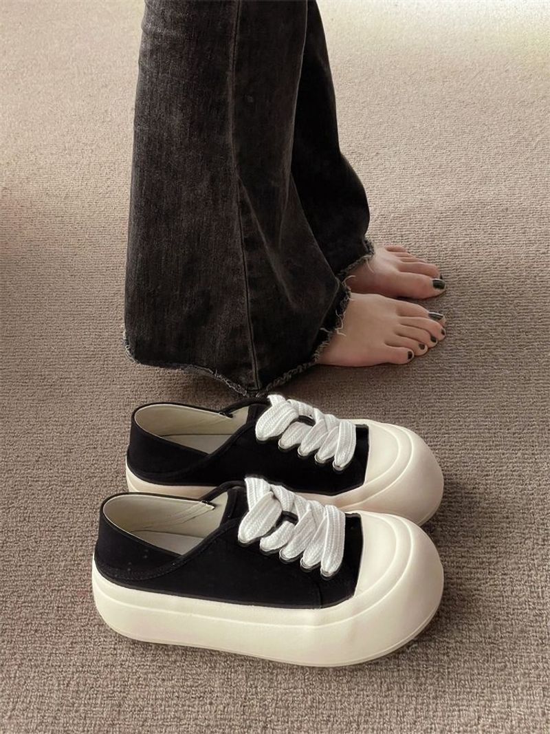 Ugly Cute Big Toe Bread Women's Chic Shoes_voghion.com