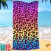 Telo mare con stampa leopardata a colori di vendita calda, asciugamano quadrato in fibra ultrafine, telo da bagno assorbente, scialle di protezione solare ad asciugatura rapida_voghion.com