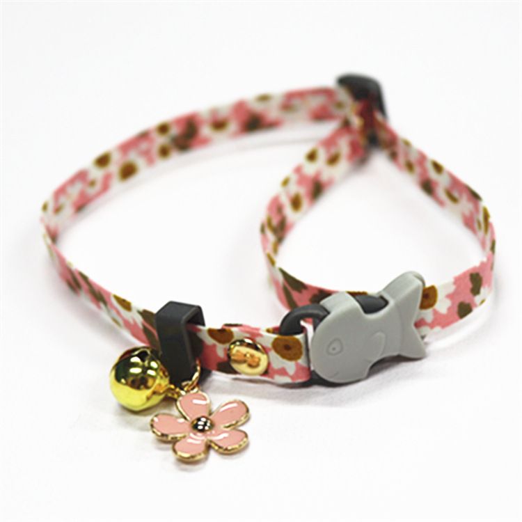 2021 New Pet Daisy Cat Cute Bell Dog Collar_voghion.com