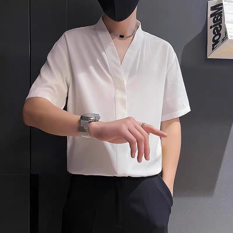 Kurzarmhemd mit Bademantelkragen für Herren, Sommerhemd aus Eisseide, kragenloses Hemd, koreanische Version des leichten, reifen Herren-Temperamentsoberteils_voghion.com