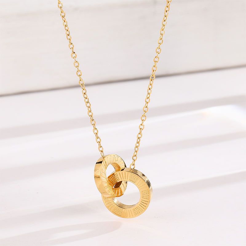 Classic simple interlocking titanium steel necklace high end niche luxury clavicle chain, versatile internet celebrity accessories_voghion.com