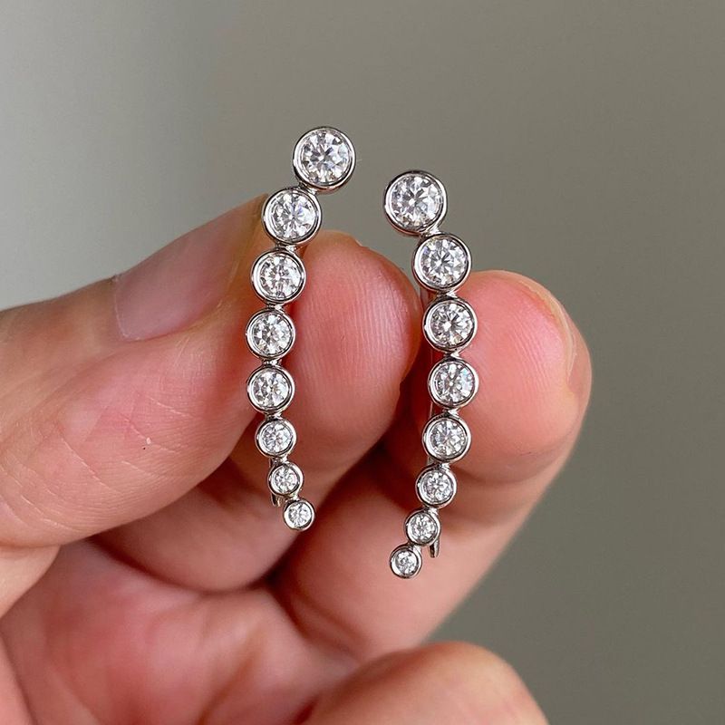 Cao Shi's Niche, Minimalist, Regular, High-end With Sparkling Temperament, Round Diamond Arrangement, Ear Hook Earrings_voghion.com