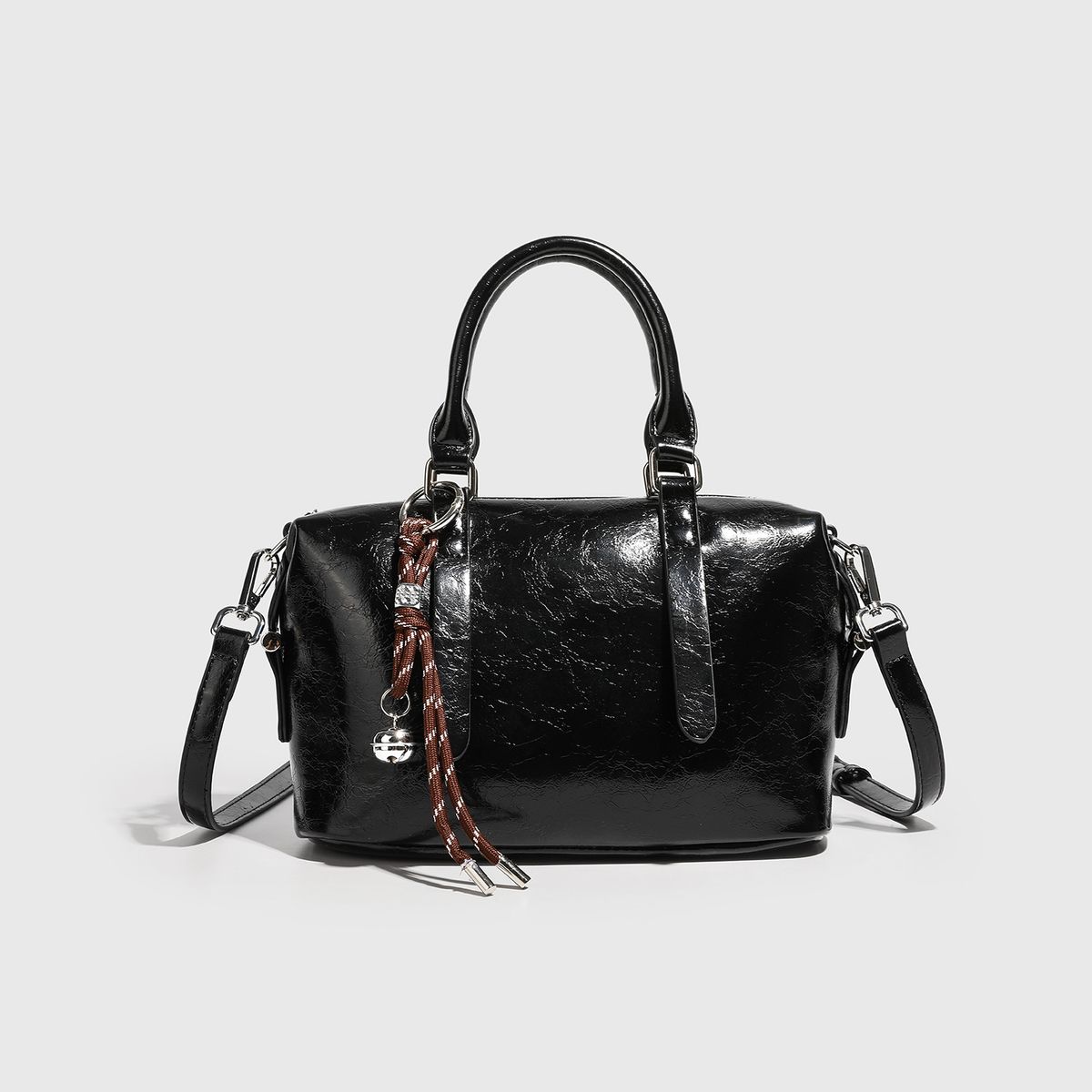 2025 Summer Winter New Women's Oil Waxed Leather Boston Pillow Multifunctional Handbag_voghion.com