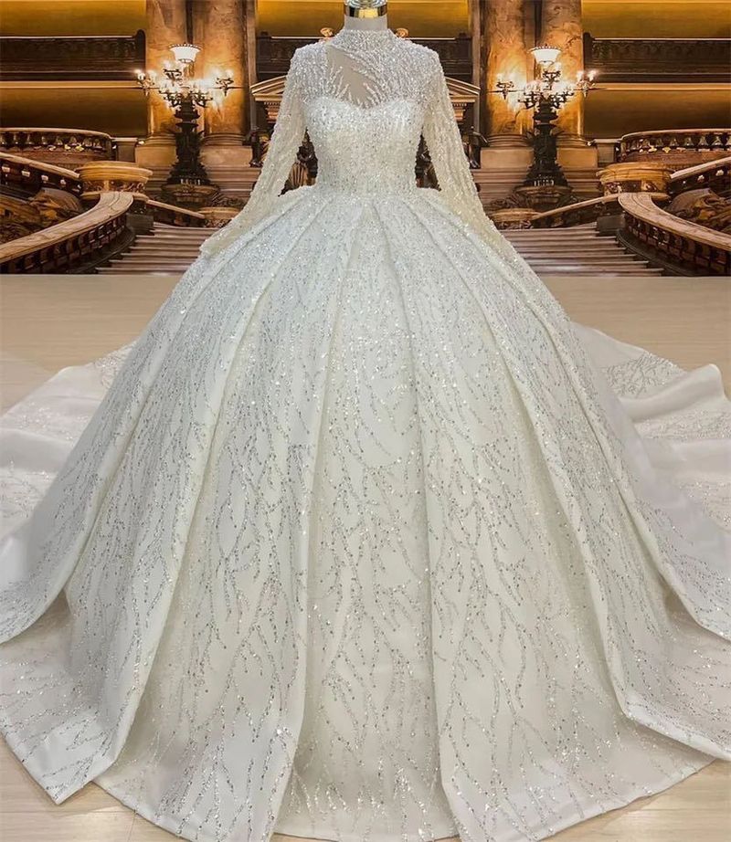 New wedding dress heavy industry embroidered beaded lace elegant long-sleeved puffy princess skirt trailing wedding dress 6200_voghion.com
