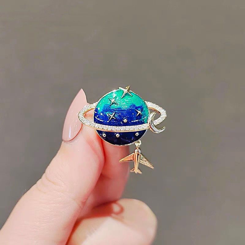 Starry Sky Paint Oil Universe Star Brooch Tide Personality Pin Collar Suit Accessories Badge_voghion.com