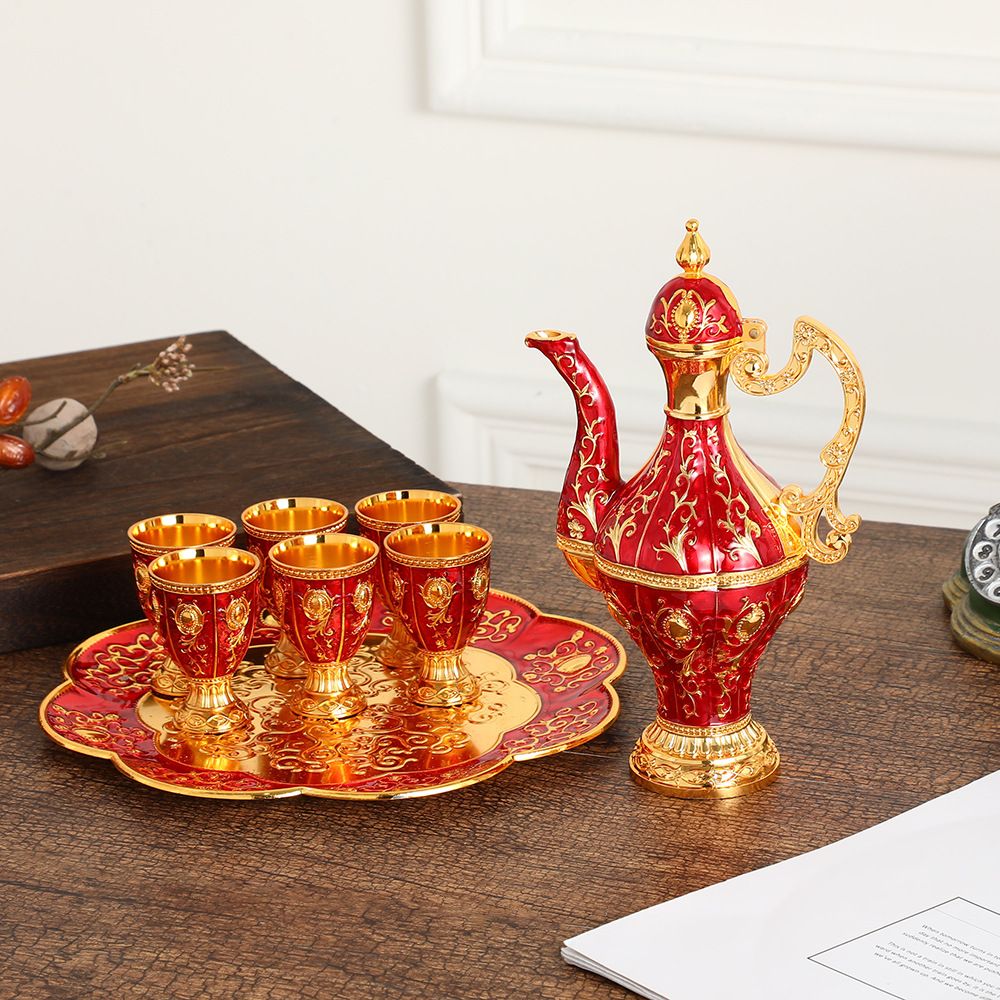 Wohnmöbel Palast-Stil Licht Luxus Retro Weinset Hochzeit Metall Geschenk Weintopf Set Ornamente Weinglas achtteiliges Set_voghion.com