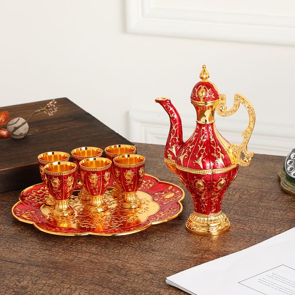 Wohnmöbel Palast-Stil Licht Luxus Retro Weinset Hochzeit Metall Geschenk Weintopf Set Ornamente Weinglas achtteiliges Set_voghion.com