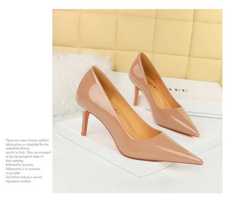 Escarpins à talons hauts pour femmes en cuir verni pailleté avec bouts fins, peu profonds et pointus_voghion.com