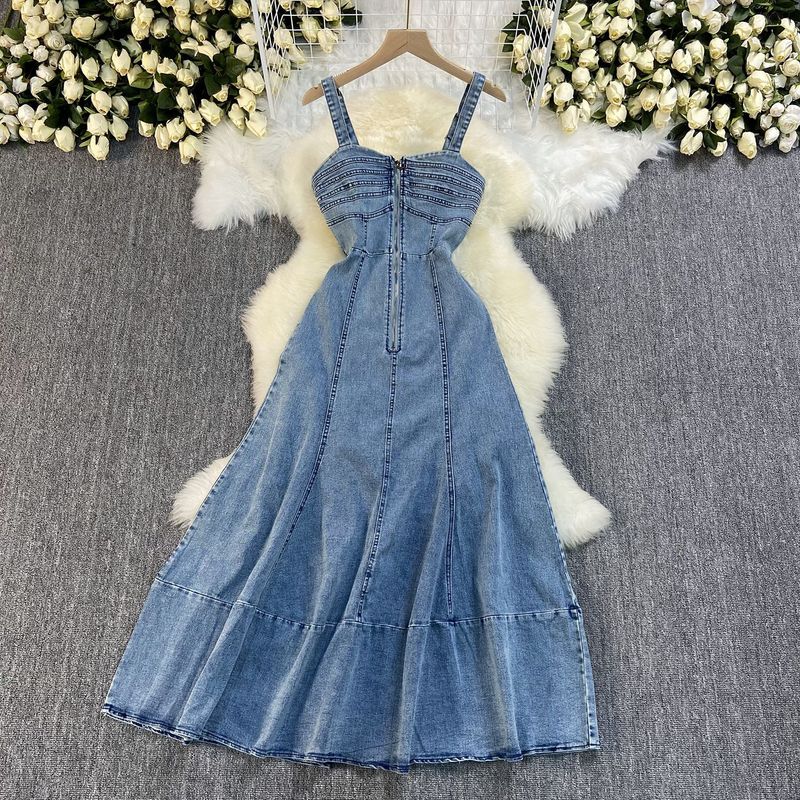 Europäische und amerikanische grenzüberschreitende neue Sommer-Jeanskleid mit Hosenträgern, rückenfrei, hohe Taille, Reißverschluss, schmaler, langer Swing-Jeansrock_voghion.com