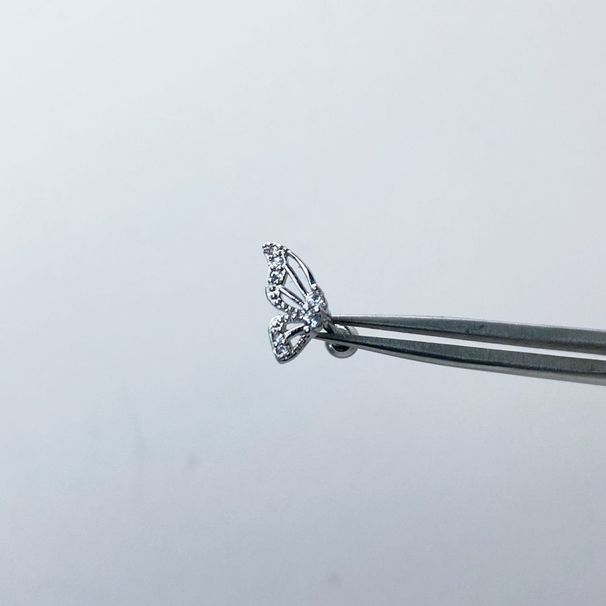 Orecchini a cerchio a forma di U con cuore cavo, asimmetrici, di alta qualità, con ali di farfalla e diamanti scintillanti, per donna_voghion.com