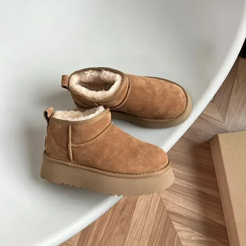 2025 Desiger Fluffy Sow Boots Mii Wome Me Witer Australia Tasma Platform Ug Boot Fur Slipper Akle Wool Shoes_voghion.com