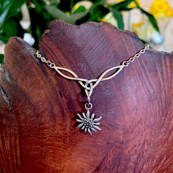 Collane Collana con nodo d'amore celtico Edelweiss in argento_voghion.com