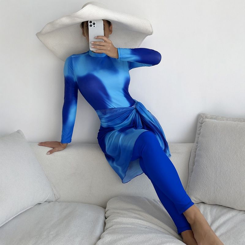 Nuovo costume da bagno da spiaggia con protezione solare e colori sfumati da donna, tre pezzi, costume da bagno transfrontaliero, pantaloni a maniche lunghe da donna in Medio Oriente_voghion.com