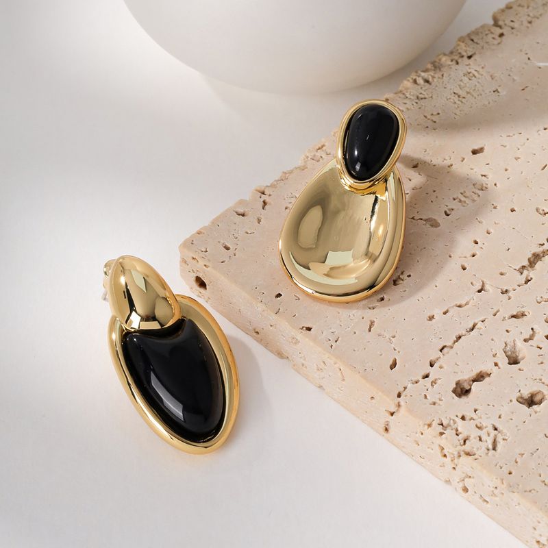 Spring Summer Irregular Patchwork Black Onyx Necklace Niche Design High-end Adjustable Clavicle Chain Fashion Versatile_voghion.com