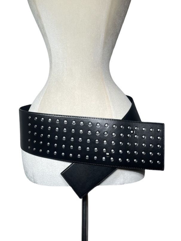 Ceinture ultra-large à rivets lourds faits à la main, accessoire de taille unique de niche_voghion.com