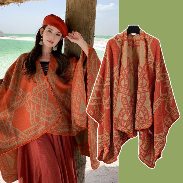 Xinjiang Xizang turisztikai kendő, női etnikai szélköpeny meleg sivatagi füves területtel ősszel és télen_voghion.com