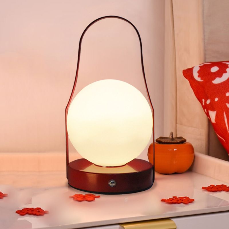 Lampada da scrivania creativa a LED Lampada a sfera rotonda Lampada a mano Piccola lampada da notte Lampada a sospensione Lampada da atmosfera Decorazione regalo_voghion.com