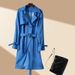 „Übergroßer Trenchcoat für Damen – Knielanger Mantel im britischen Stil mit kariertem Futter (Khaki/Marineblau/Rot, S-4XL, Petite-Friendly Tailoring)“_voghion.com
