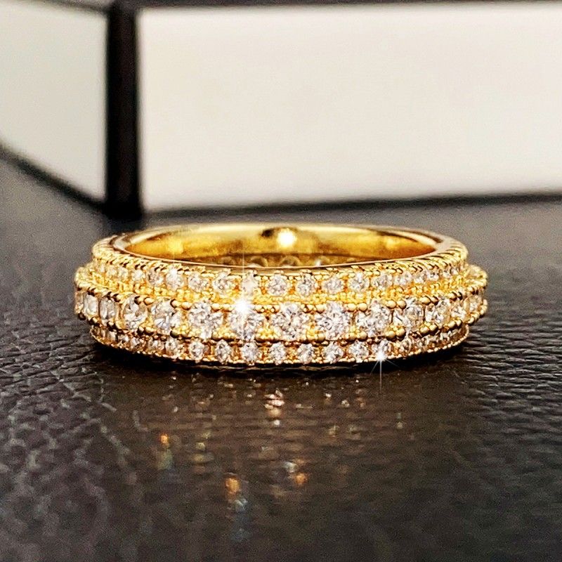 Damenschmuckring, übertriebener Luxus, Unisex-Ring, kupferplattierter, mit Platin eingelegter Zirkonia-Schmuck_voghion.com