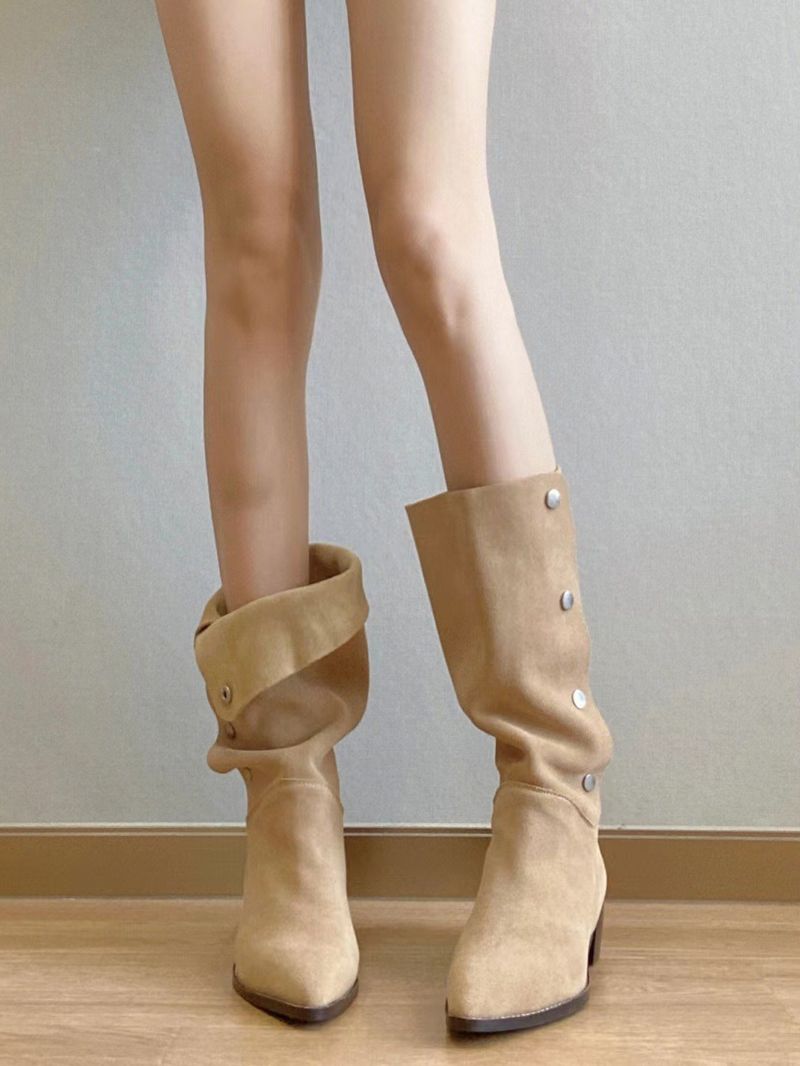 Ein Schuh, zwei tragen plissierte, mattierte Stiefel, dicke Damenabsätze, Temperament, spitze Knöpfe, mittellange Stiefel_voghion.com
