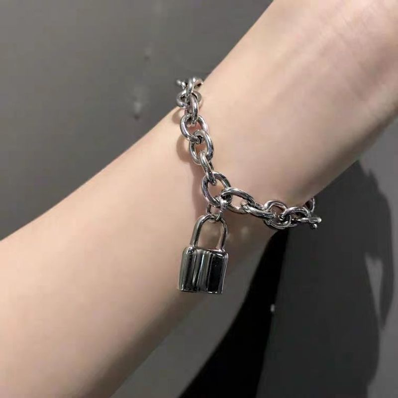 Süßer, frischer Instagram-Stil für Frauen, vielseitiger Nischen-Nachtmarkt, hochwertig und modisch, süße Armband-Accessoires_voghion.com