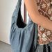 2025 Herbst- und Wintermode Vielseitige Denim Buntes Plissee-Design Schulterhandtasche Lässig Täglich Personalisierte Nische Einfaches Pendeln_voghion.com