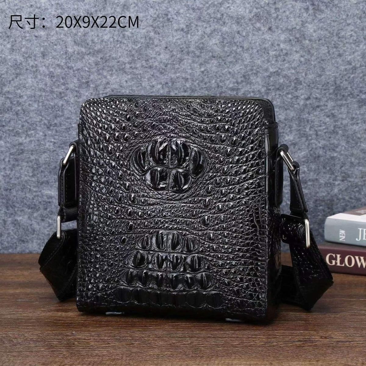 Guangzhou Crocodile Pattern Shoulder 2025 New Style Business Large Capacity Men's Crossbody Bag_voghion.com