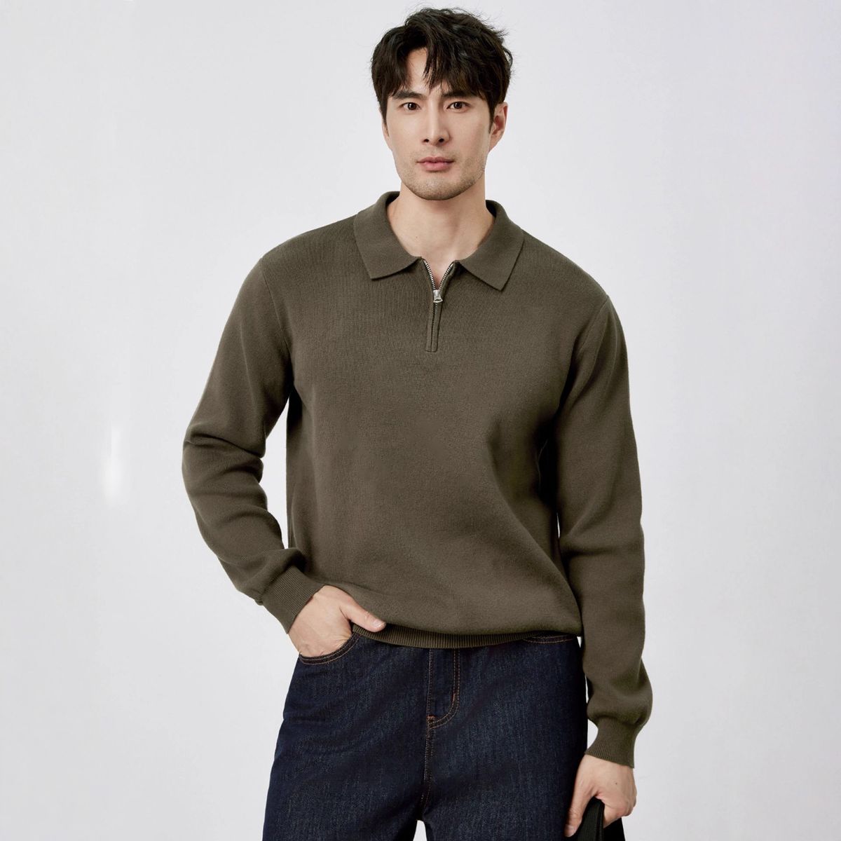 Herrenpullover mit halbem Reißverschluss am Kragen – Vintage-inspirierter, locker gestrickter Pullover für Herbst und Winter_voghion.com