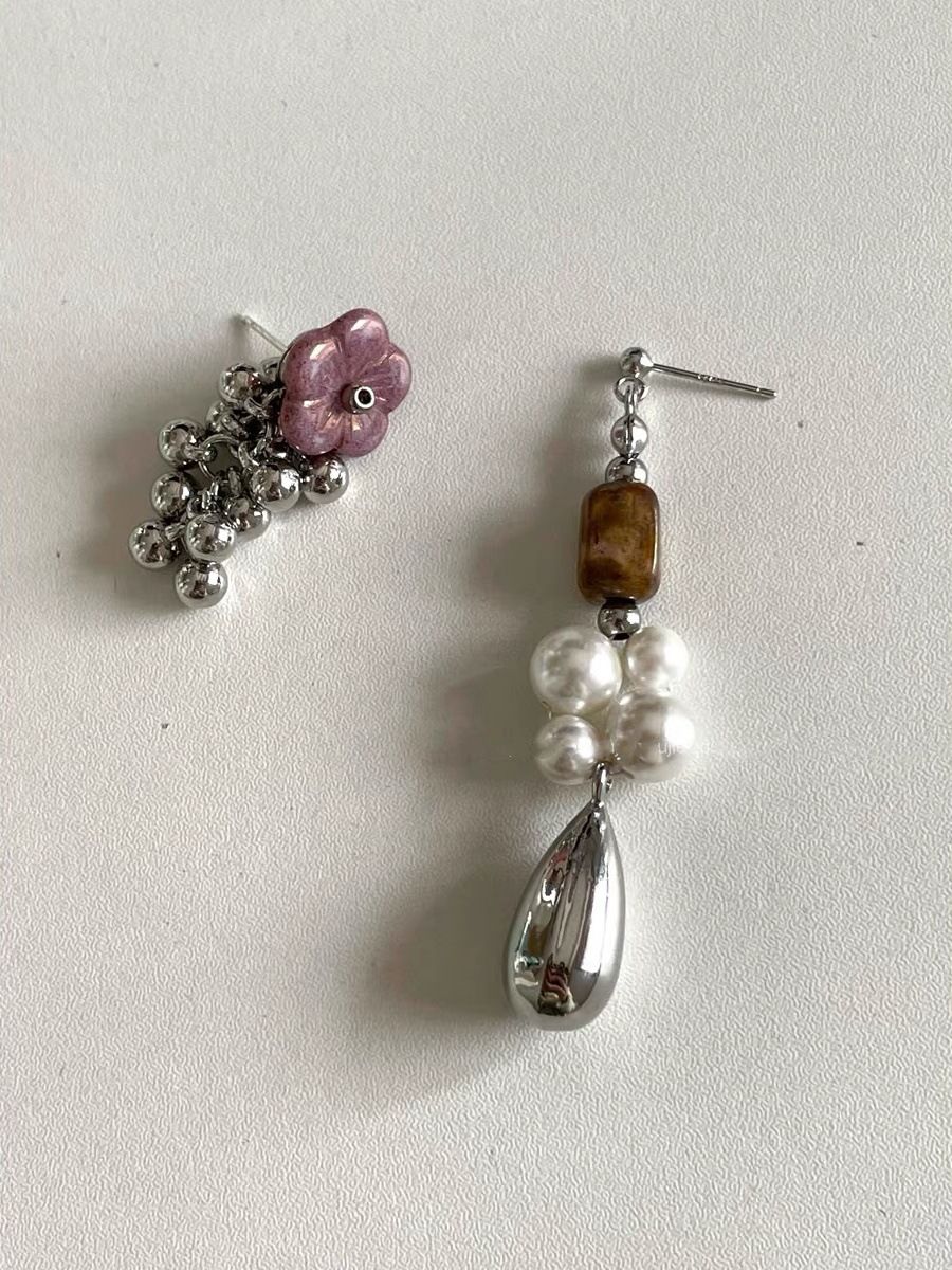 Orecchini a bottone in argento con perline di conchiglia floreali, design originale naturale asimmetrico, fatti a mano, per le donne_voghion.com