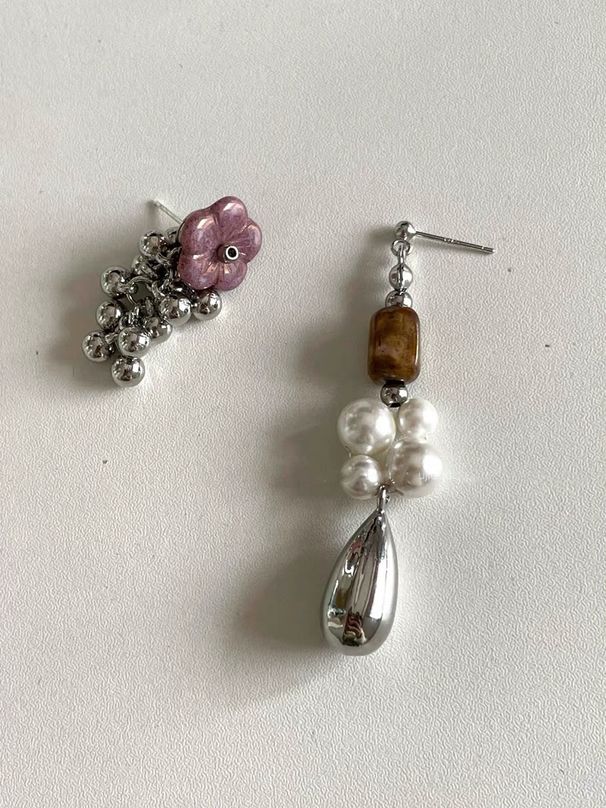 Orecchini a bottone in argento con perline di conchiglia floreali, design originale naturale asimmetrico, fatti a mano, per le donne_voghion.com