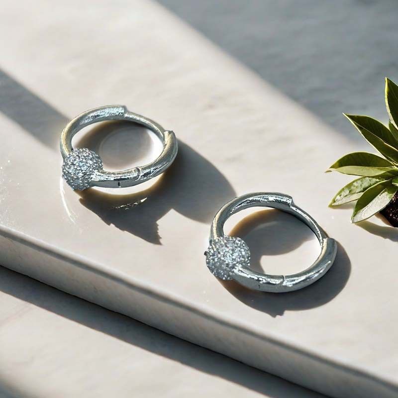 Women's Jewelry Personality Running Beads Micro Inlaid Zircon Earrings Fashionable Temperament Light Luxury Small And Versatile Cold Style Ear Buckles_voghion.com