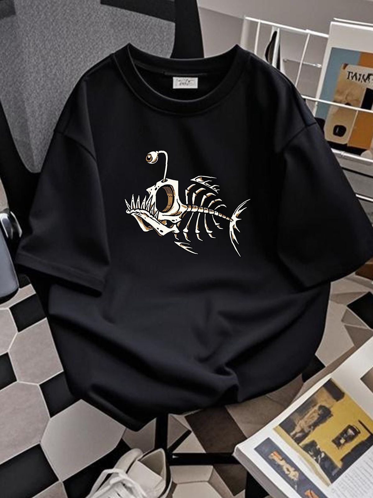 Maglietta estiva con grafica e teschio di pesce osseo, scheletro di pesce di profondità, divertente, taglia S-5XL, per tutti i giorni, abiti firmati._voghion.com