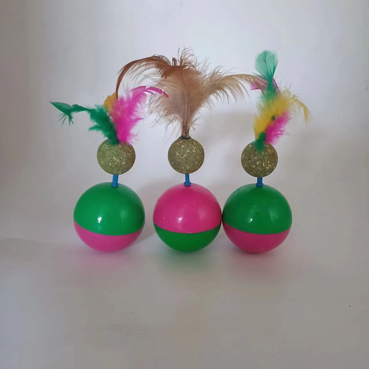Tumbler Feather Catnip Ball Spielzeug Katze Zähne Reinigung_voghion.com