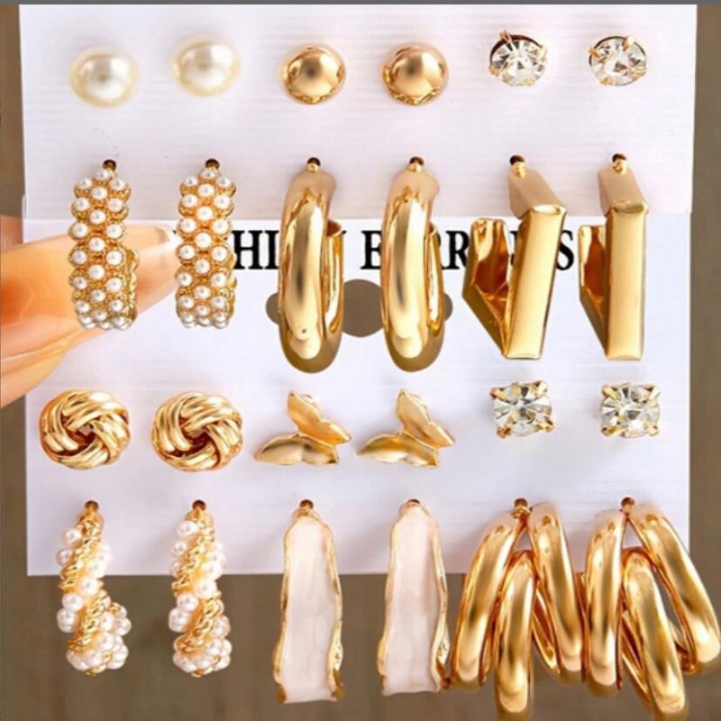 1 set di orecchini a bottone in lega di perle artificiali con placcatura in smalto a forma di C, stile moderno_voghion.com