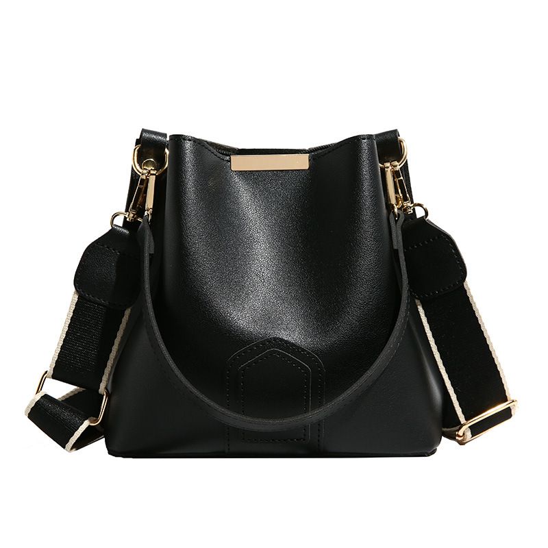 Borsa a secchiello per donna 2025, nuova borsa a tracolla larga alla moda autunno inverno, versatile borsa a mano testurizzata color block_voghion.com