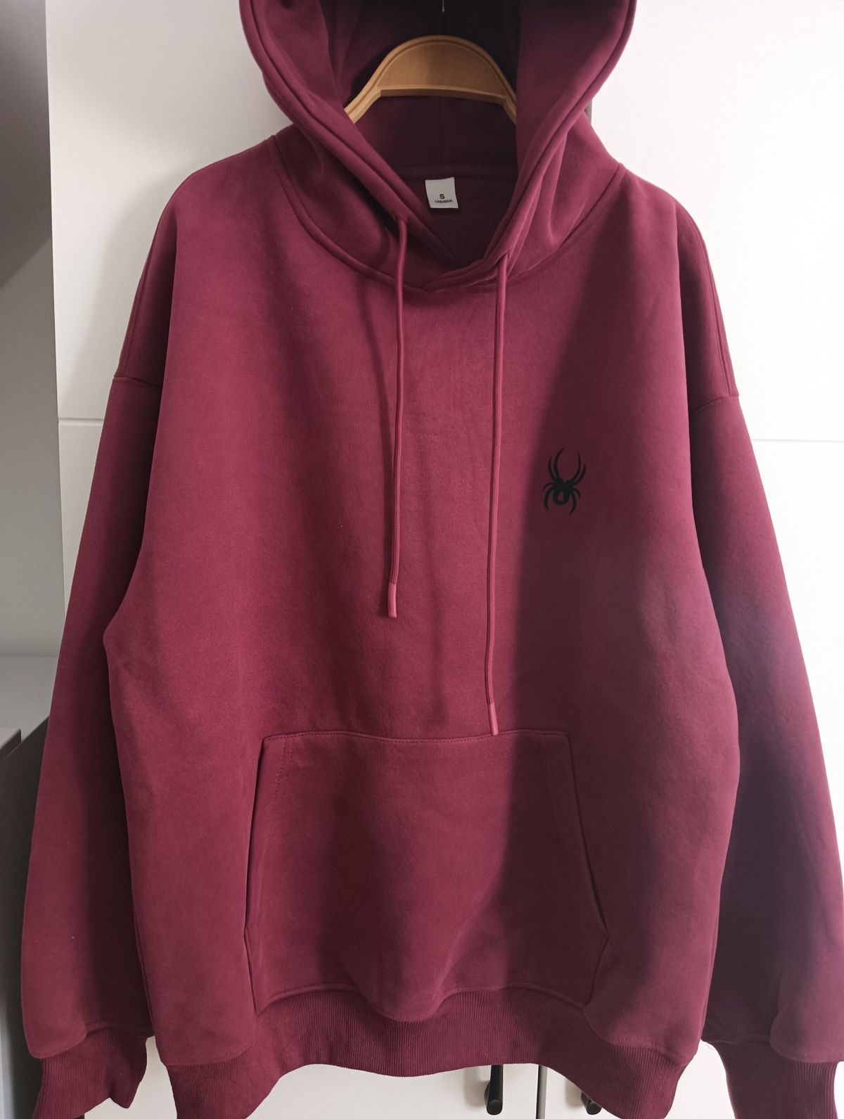 Felpa con cappuccio Spider nuova di zecca, colore bordeaux, stock di fabbrica, tessuto spesso._voghion.com